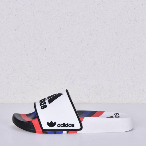 Adidas flip-flops art 2426